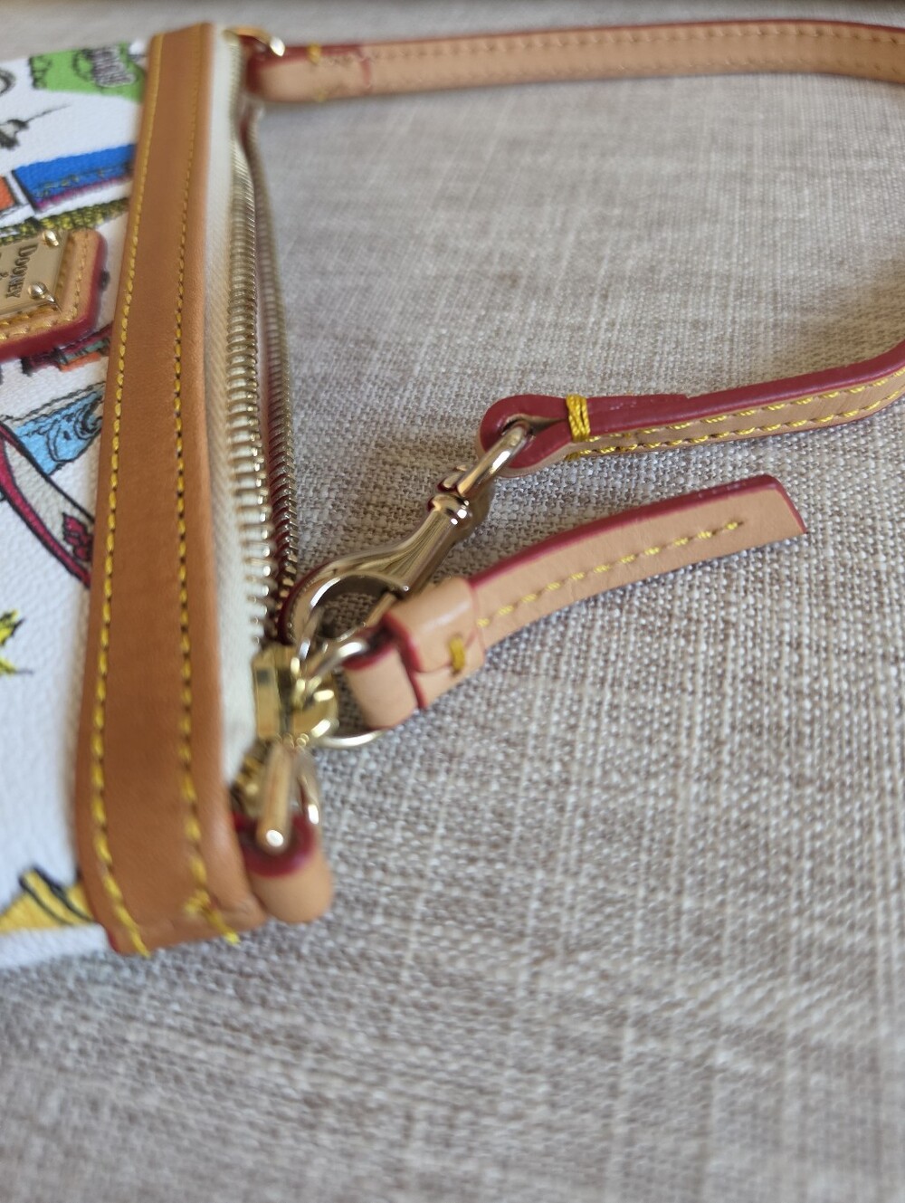 Dooney & Bourke Americana Landmarks Wristlet - Picture 6 of 6